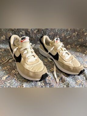 Nike Cream and Black Waffle Debut Sneakers